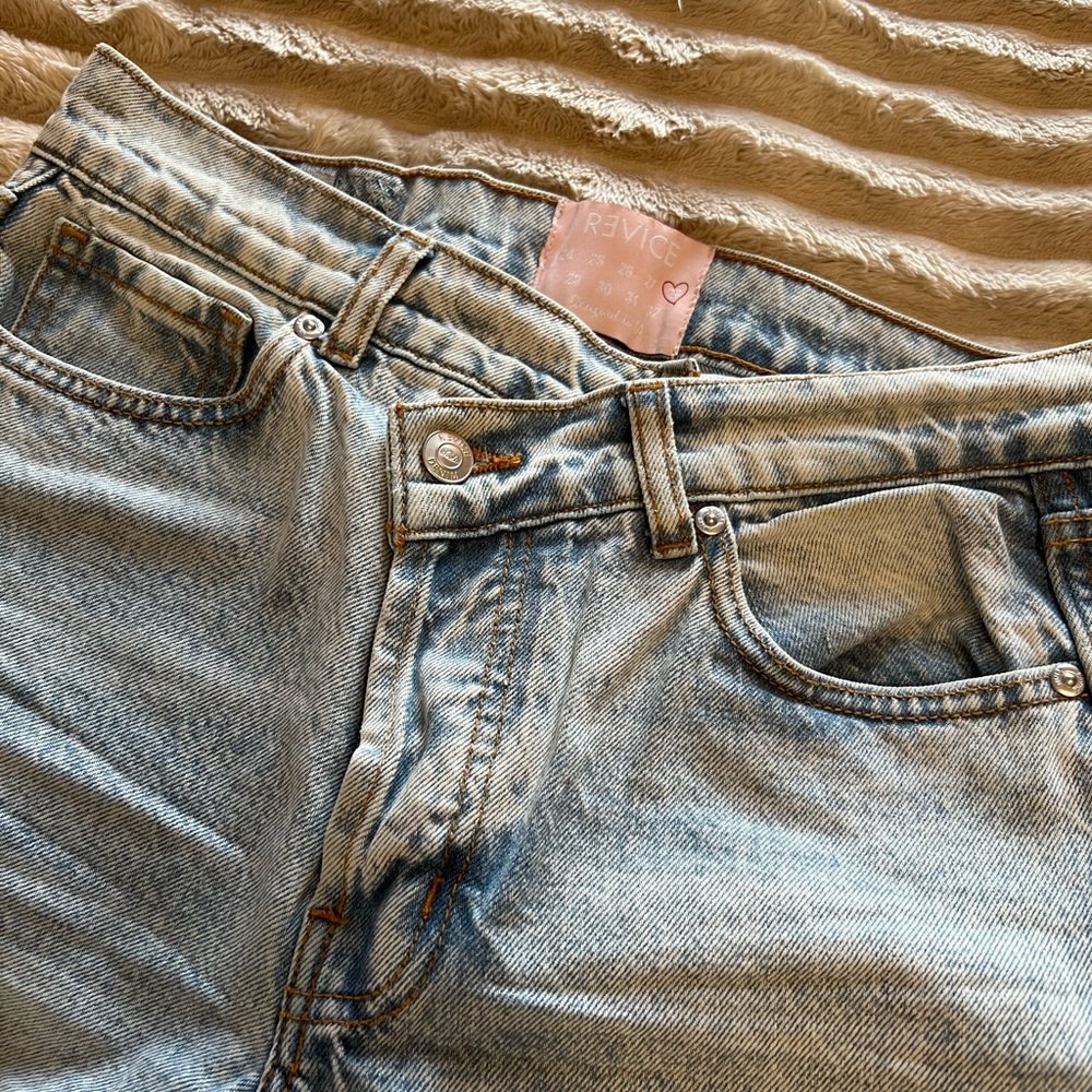 Revice cross over jeans